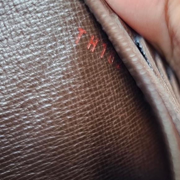 Louis Vuitton Damier Ebene Brown Wallet - Picture 9 of 9